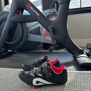 Peloton riding shoes, size 39 (women’s 8-8.5),